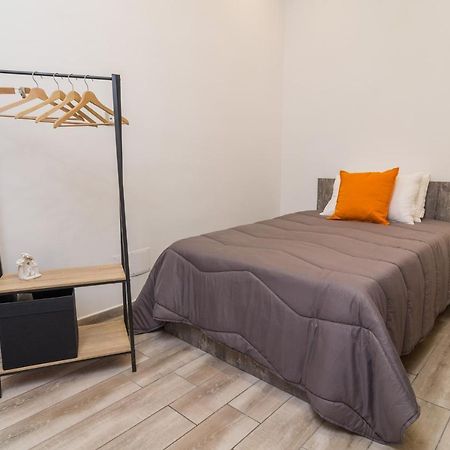Giu Al Centro Bed and Breakfast Napels Buitenkant foto
